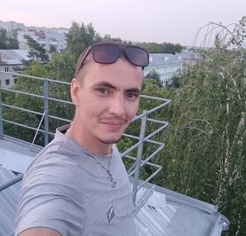 Артём
